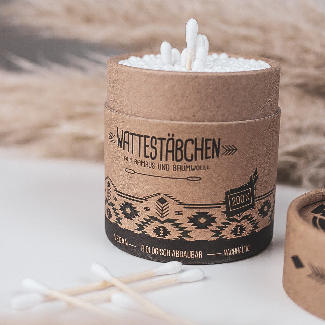 nachhaltige Wattestaebchen von Weltheld
