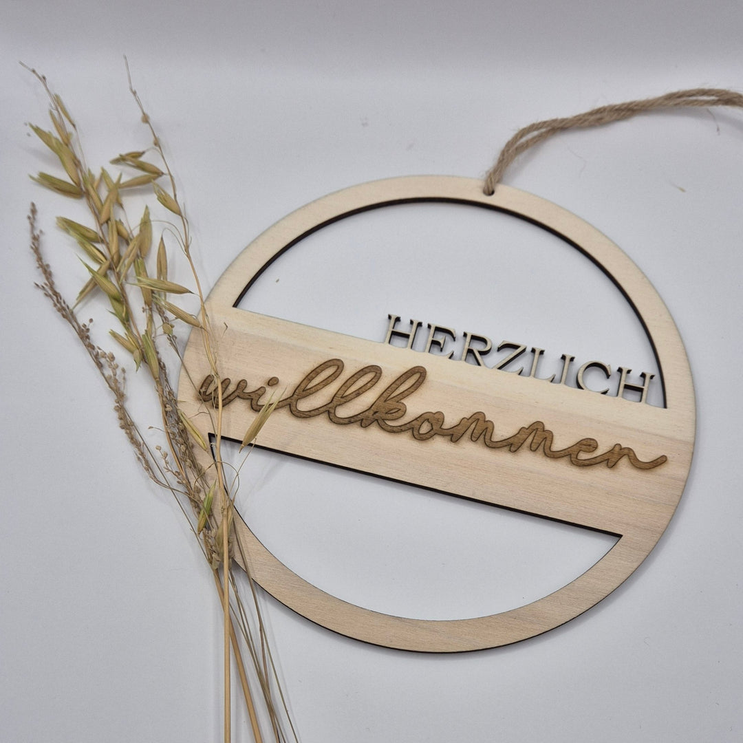 Holzschild "herzlich willkommen"