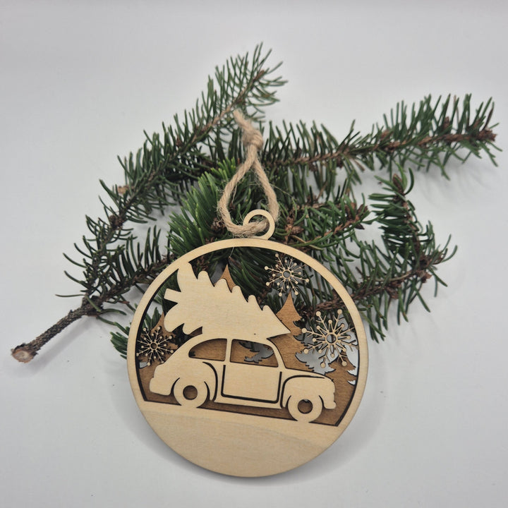 Weihnachtliche Holzanhänger