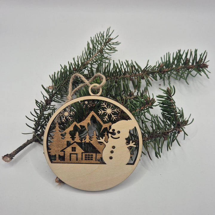 Weihnachtliche Holzanhänger