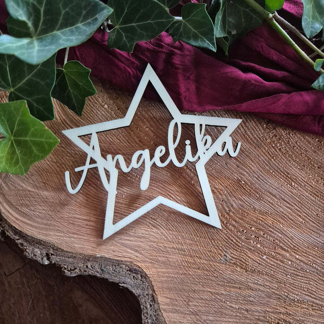 Personalisierte Sterne aus Holz