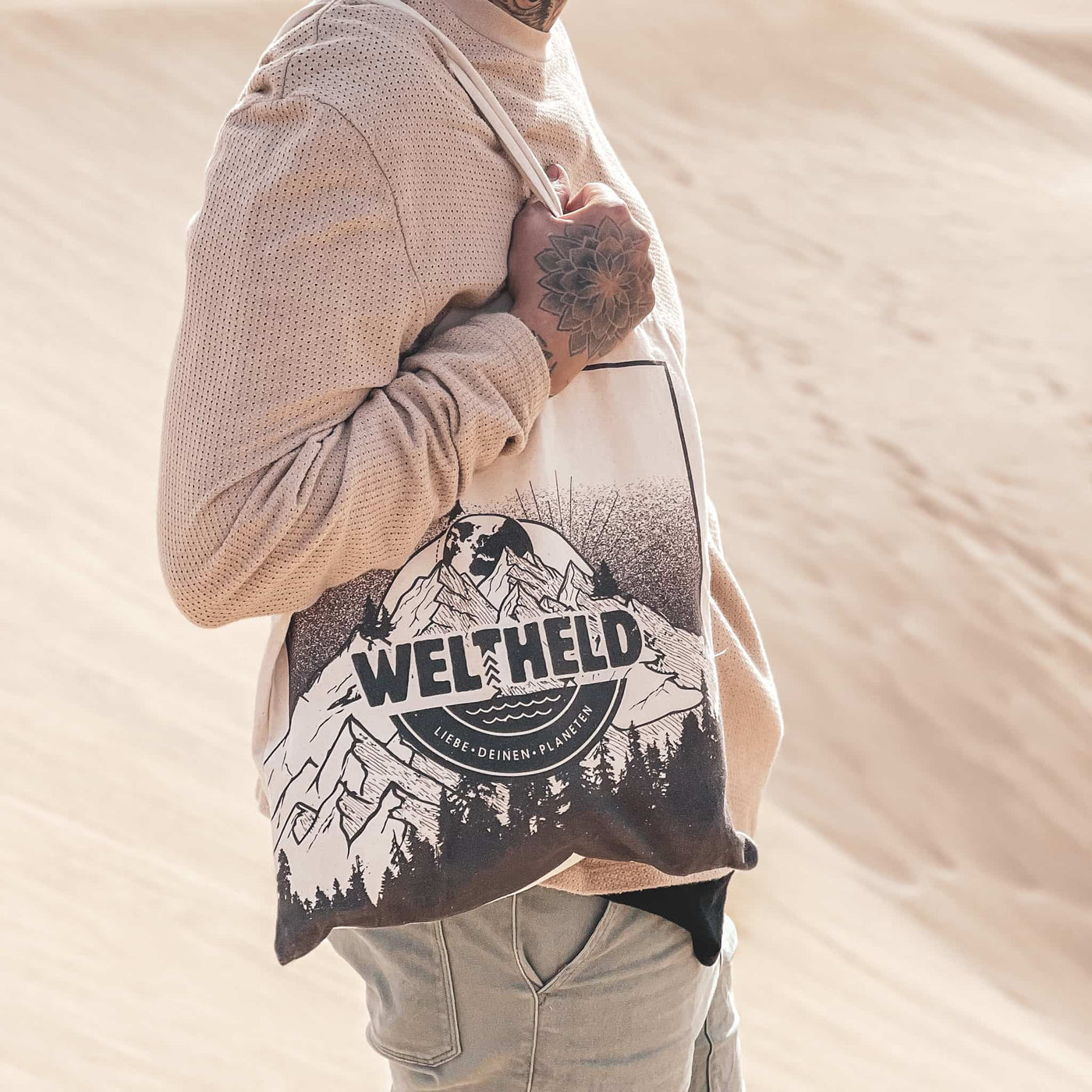 Jutetasche mit Weltheldlogo